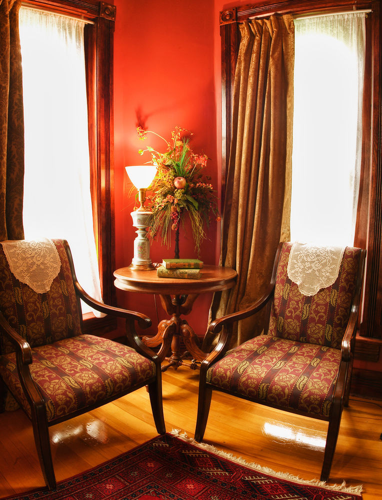 Bed and Breakfast Whiskey Mansion Сент-Джозеф Экстерьер фото