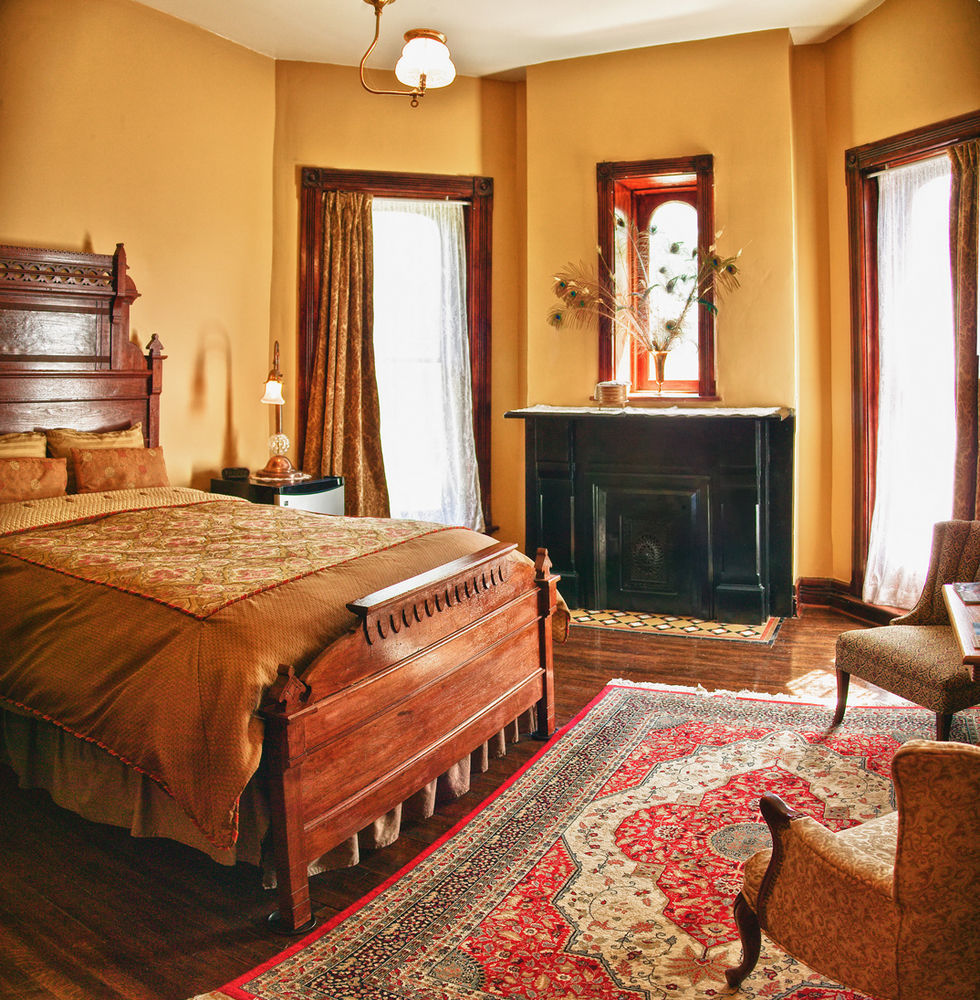 Bed and Breakfast Whiskey Mansion Сент-Джозеф Экстерьер фото